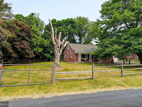 2nd image of 5371 Long Corner Rd