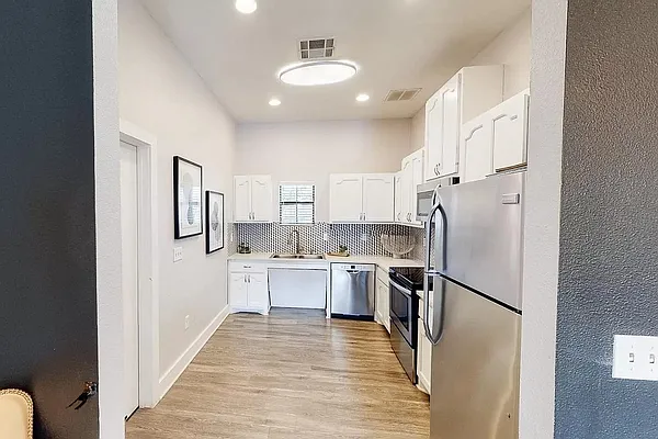 Sereno Park Apartments — Photo 3
