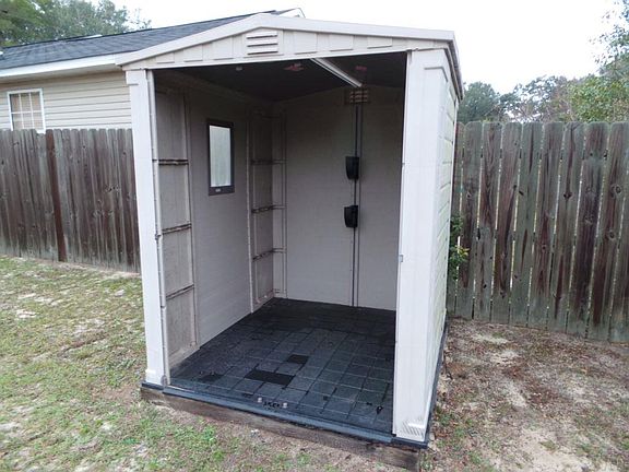 4th image of 2839 Hidden Springs Dr
