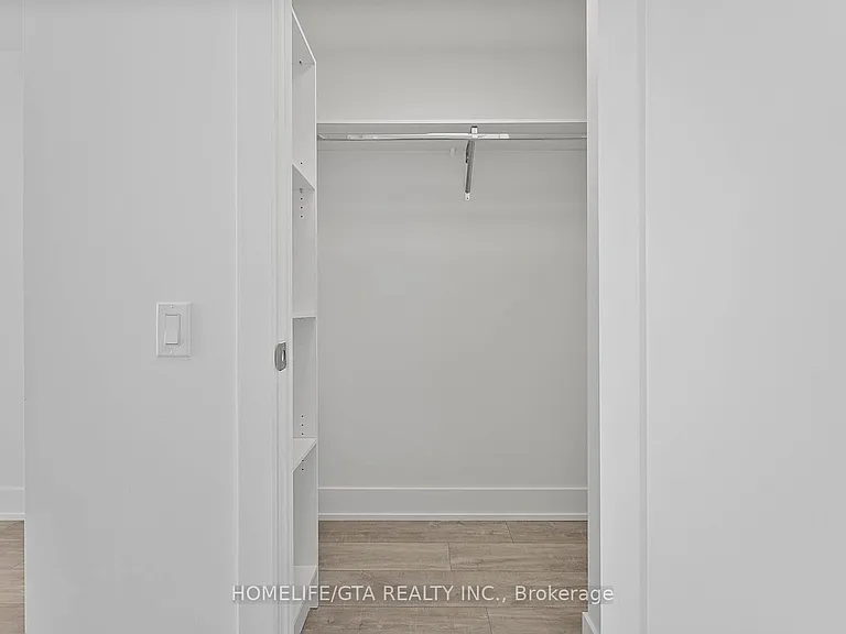 858 Dupont St #602 — Photo 29