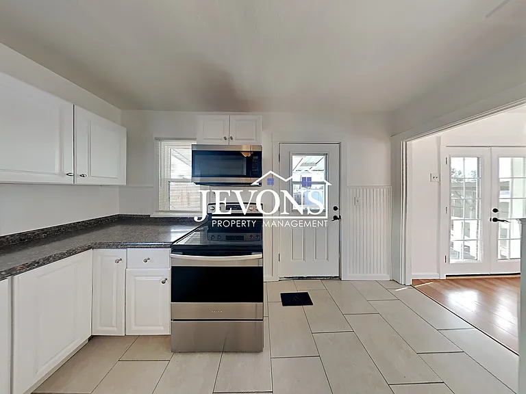 921 S 21st Ave #921 — Photo 8
