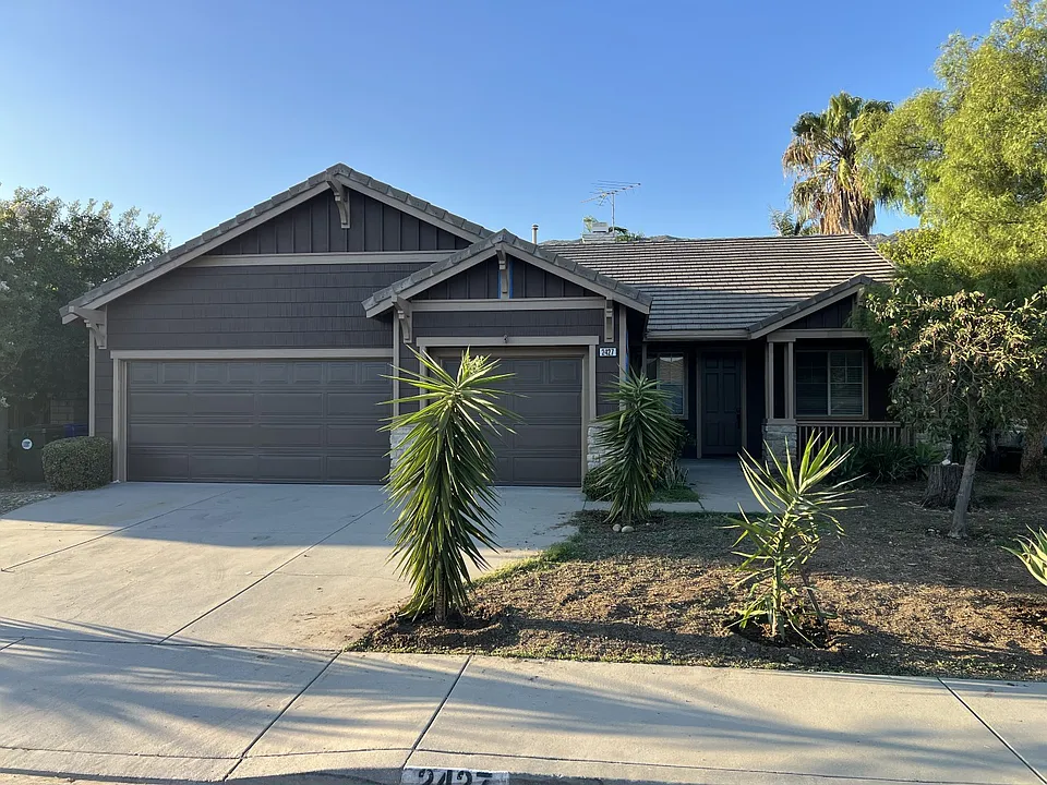 2427 Kellogg Ct