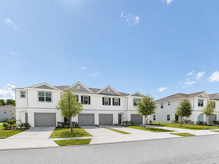 3284 Penny Cove Ln — Photo 2