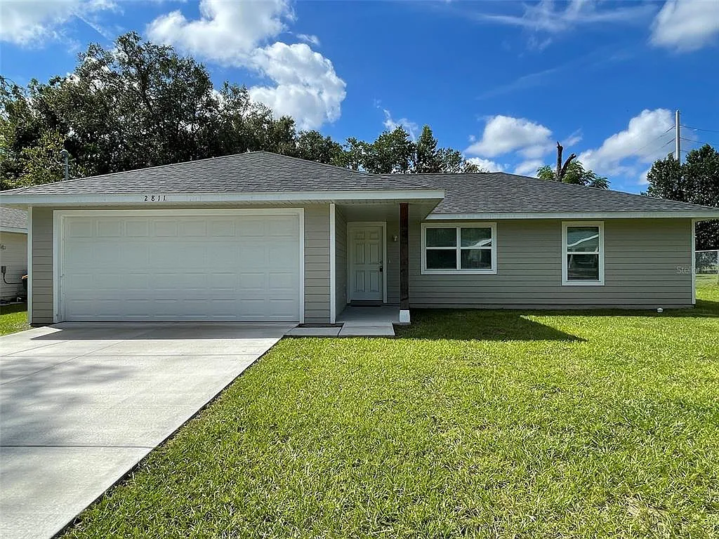 3 bed, 2.0 bath, 1140 sqft, $1,700 — Photo 1