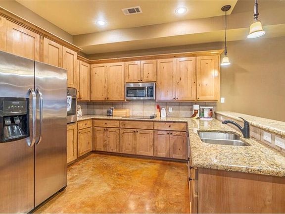 5th image of 5043 County Road 2208