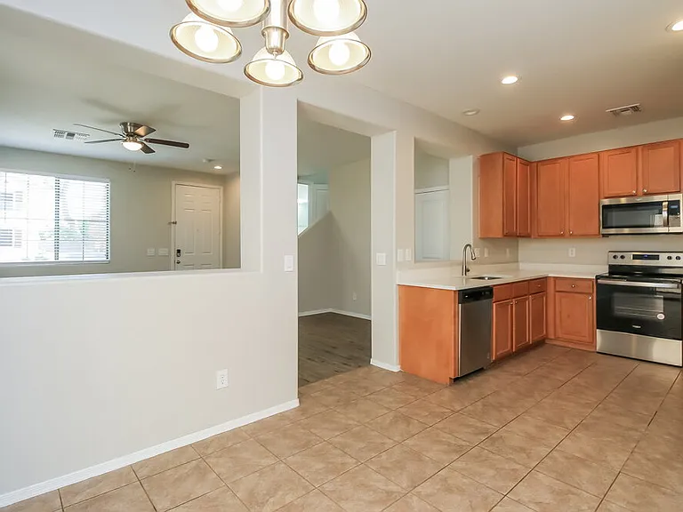 3884 E Santa Fe Ln — Photo 7