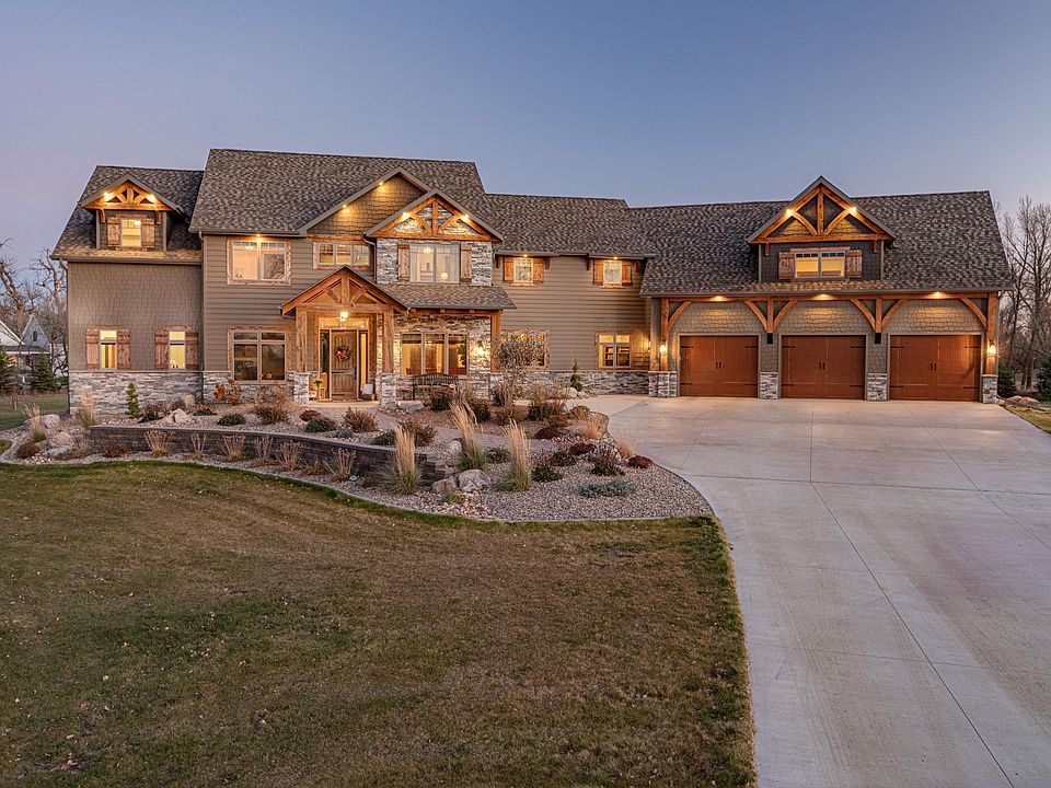 1st image of 331 Courtney Cir