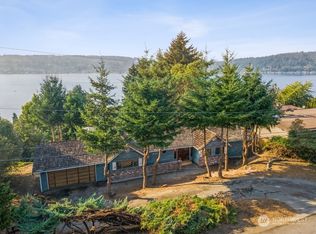 15705 62nd Ave NE, Kenmore, WA 98028