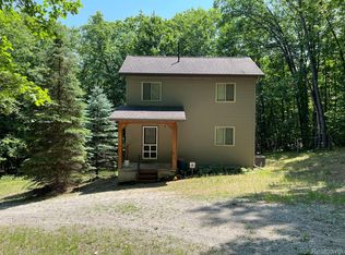 457 W Beechwood Rd, Rose City, MI 48654