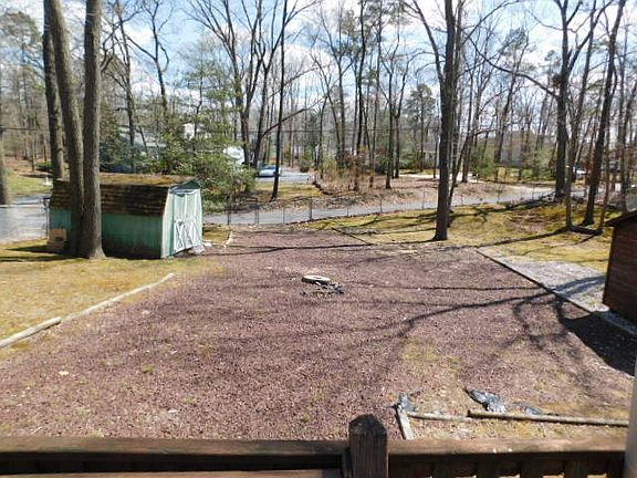 5th image of 788 Richmond Dr