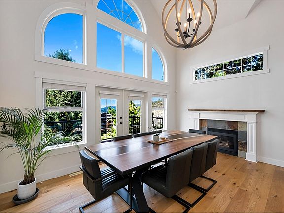 4th image of 6054 Chippewa Rd