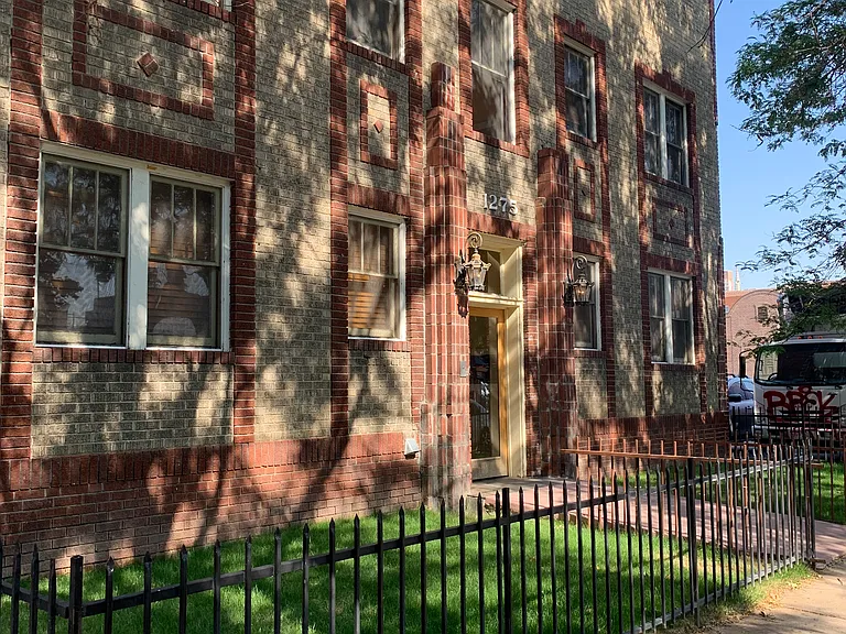 1275 N Pearl St #B11 — Photo 12