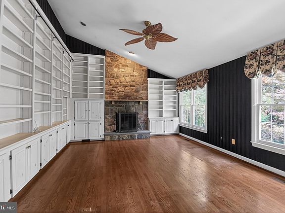 2nd image of 7317 Olive Tree Ct