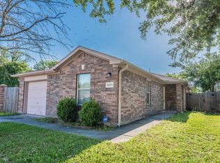 10203 Azalea Vlg, Houston, TX 77088