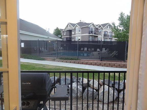 2nd image of 158 W Daybreak Ln Unit 6