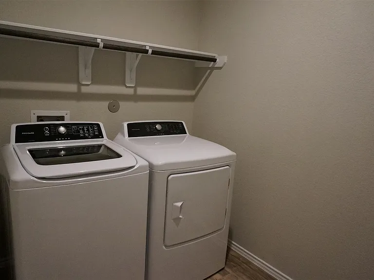 20911 Iris Bloom St — Photo 24