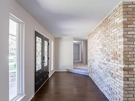 2nd image of 6608 Winterwood Ln