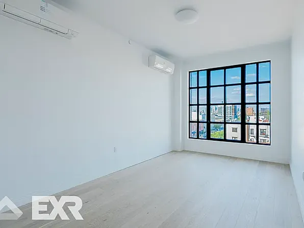 875 4th Avenue image 6 of 24