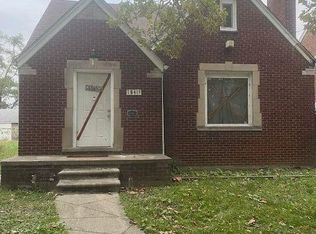 15411 Seymour St, Detroit, MI 48205