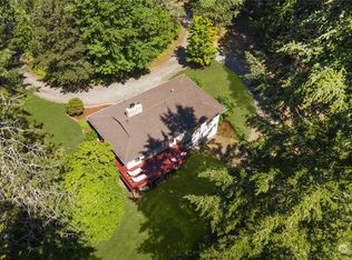 2424 242nd Ave SE, Sammamish, WA