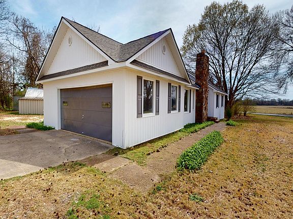 3rd image of 482 Forrester Rd