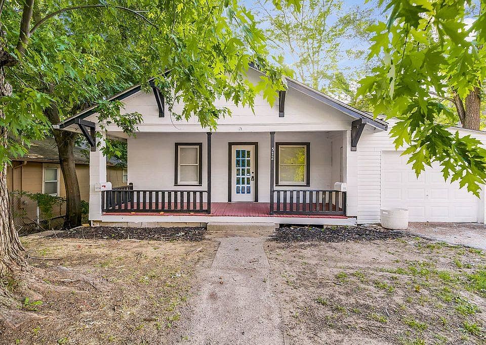 1st image of 572-1 S Crescent Ave #2