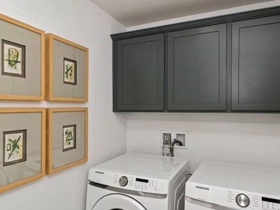 2nd image of 803 Watford Pl