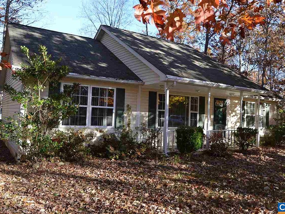 1st image of 14 Englewood Dr