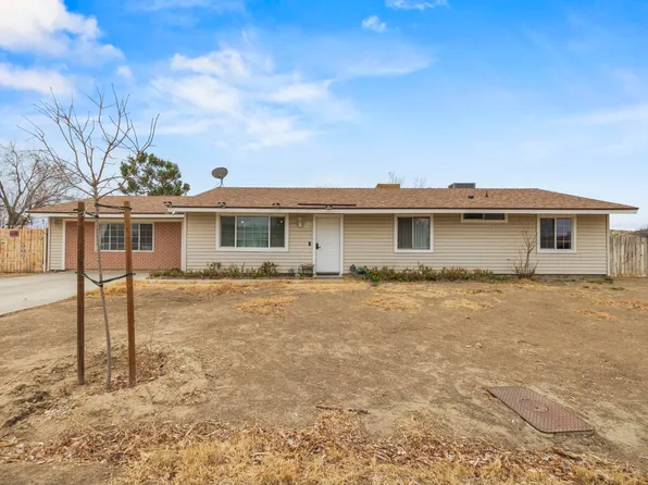 17104 Queensglen Ave, Lake Los Angeles, CA 93591