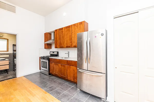 Rented by Oxford Property Group | media 16