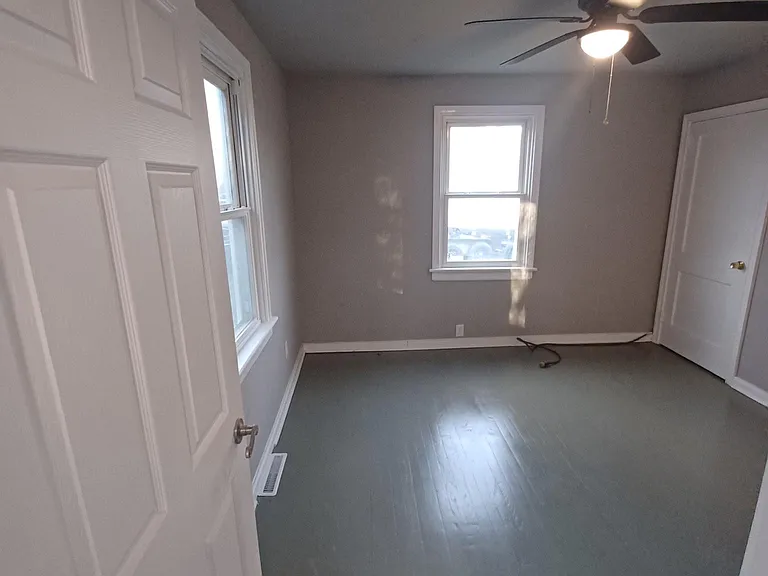 4718 Lindlaw Ave — Photo 13