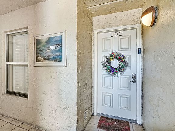 5th image of 707 1st St S APT 102