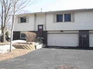 820 125th Ln NE, Blaine, MN 55434