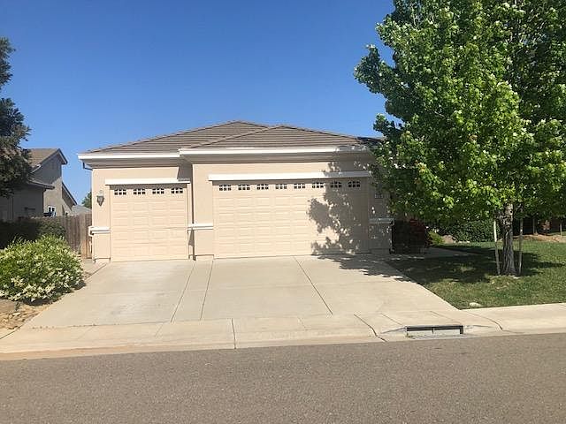 1st image of 735 Elk Hills Dr