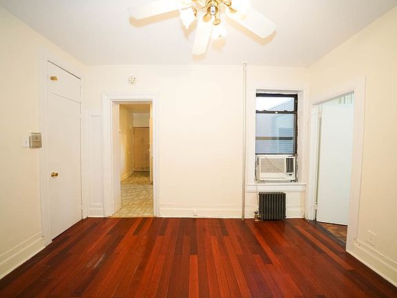 3rd image of 35-52 Steinway St #6D