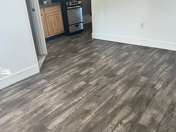 3rd image of 102 Lake Ave Floor 1