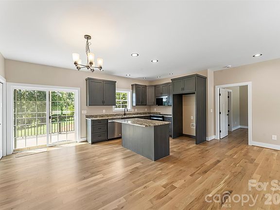 5th image of 2937 Frank Whisnant Rd