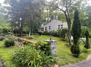 75 George St, Guilford, CT 06437