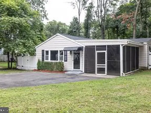 112 E 7th Ave, Pine Hill, NJ 08021