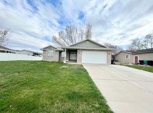 1013 W 1400 S, Woods Cross, UT 84087