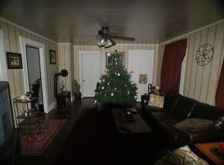 33 Chestnut St #2, Spencer, MA 01562