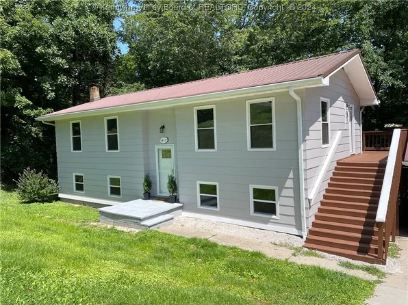 1417 Cunningham Dr, Charleston, WV 25302