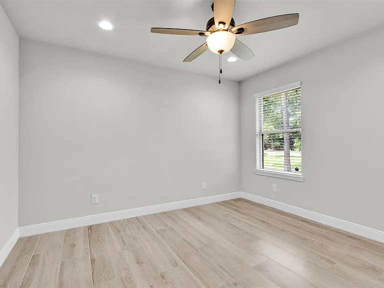 11087 Sutton Pl — Photo 21