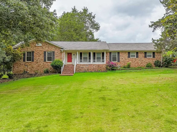 245 Poplar St, Savannah, TN 38372