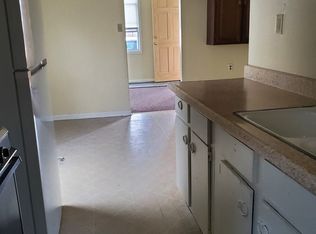 701 Locust St, Waterloo, IA 50702