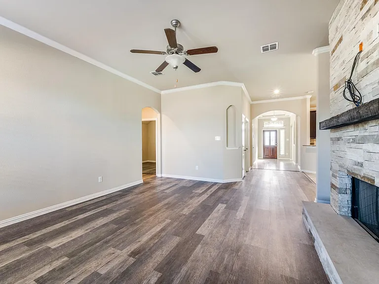 14805 Gilley Ln — Photo 7