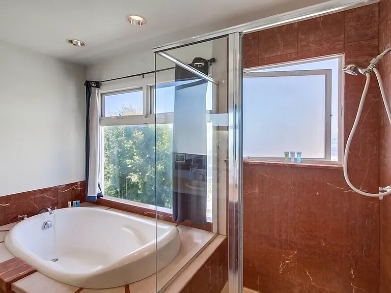 5646 Chelsea Ave — Photo 26