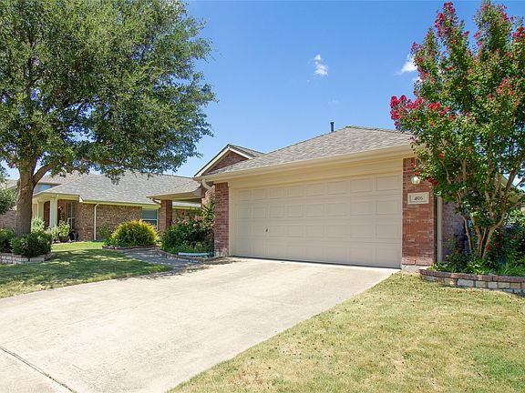 3rd image of 406 Hackberry Dr