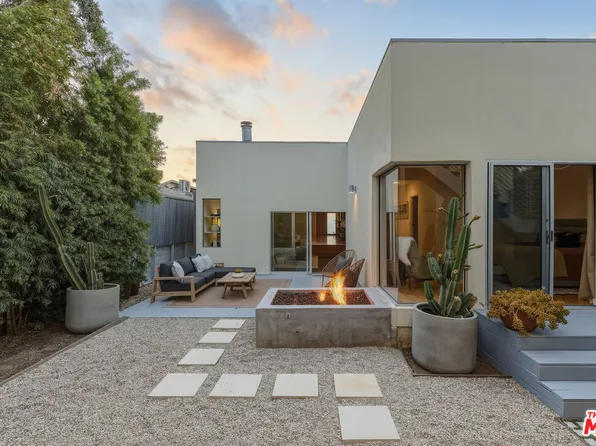 1076 Palms Blvd, Venice, CA 90291
