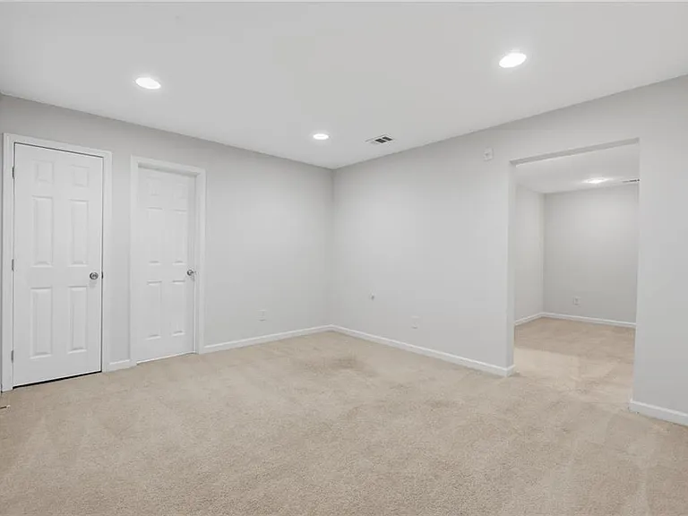 620 Brook Landing Ct — Photo 35